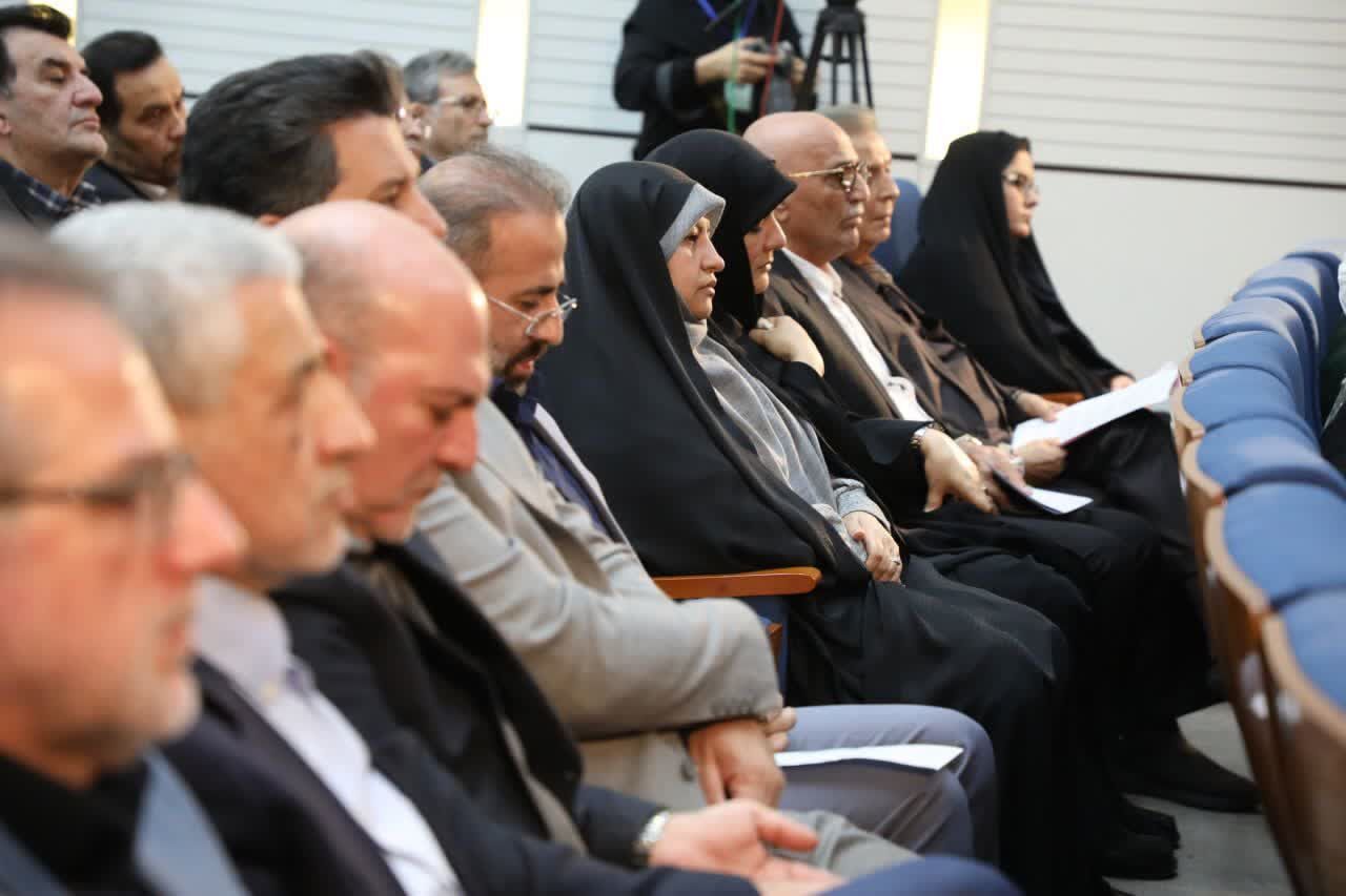 نگاه ویژه به مسائل زنان در پروتکل سفرهای استانی گنجانده شود