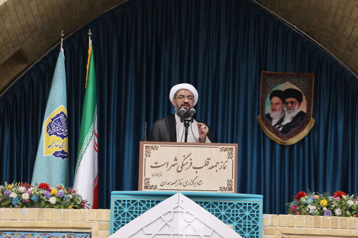 دشمن با جنگ روانی و ترساندن ملت‌ها به‌دنبال فلج‌کردن تصمیم‌هاست