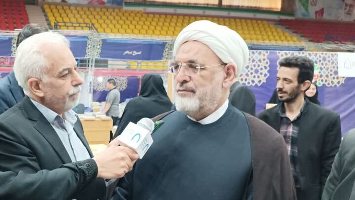  توسعه فرهنگ کتاب‌خوانی و ترویج معارف قرآنی، نقش بسزایی در کاهش آسیب‌های اجتماعی دارد