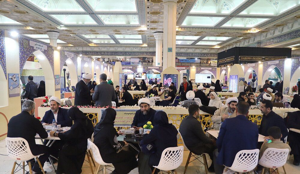 مسجد و نوجوانان؛ پیوندی برای آرامش و معنویت در جنگ