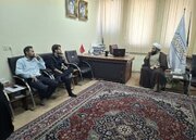 آثار فاخر و شخصیت هنرمند در اعتلای فرهنگ جامعه نقش ارزشمندی دارند