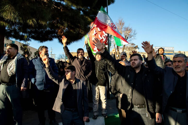 اشک و استقامت؛ اجتماع سوگواران اراکی در سوگ خورشید ولایت