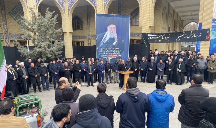 تجمع دانشگاهیان تبریز در سوگ شهادت رهبر معظم انقلاب