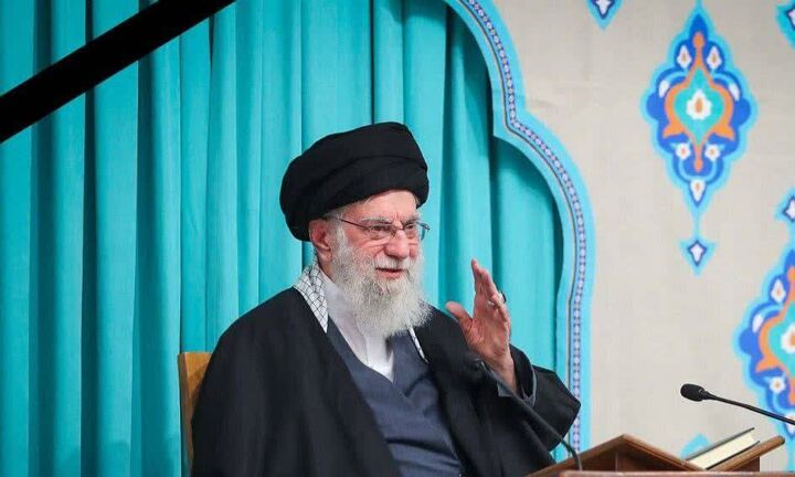 مجاهدت‌های رهبر شهید برگ زرینی در تاریخ اسلام است