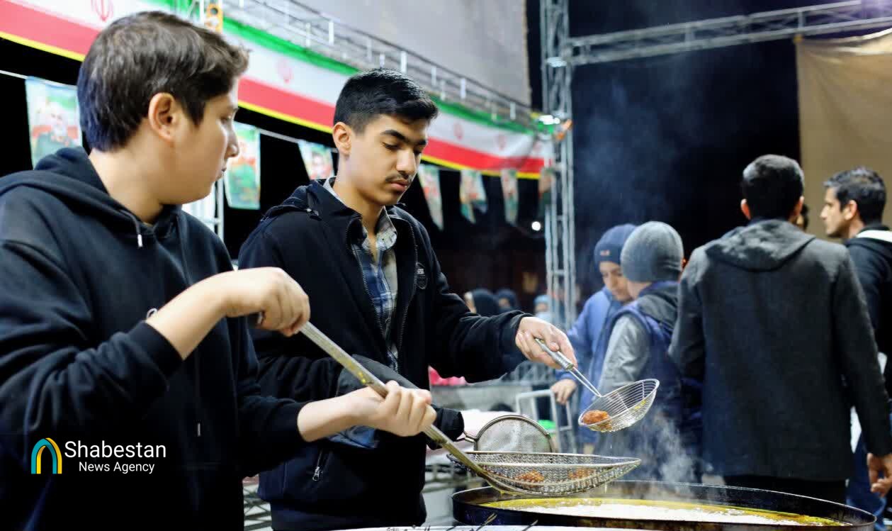 از سازه‌ای نیمه‌تمام تا سنگر تربیت جوانان در مسجد حضرت زینب(س) بیرجند