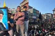 کشمیری‌ها در سوگ رهبرِ شهید