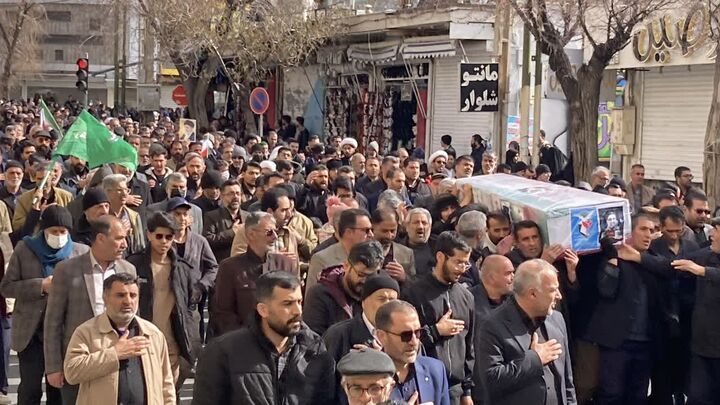 پیکر مطهر شهید مهدی عباسی در شهرکرد تشییع شد