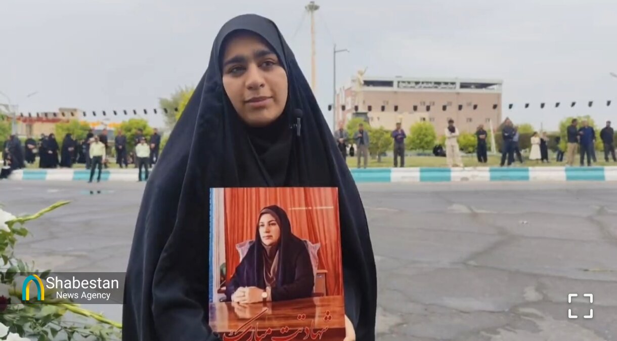 معلمی که درس ایثار و فداکاری را مشق کرد