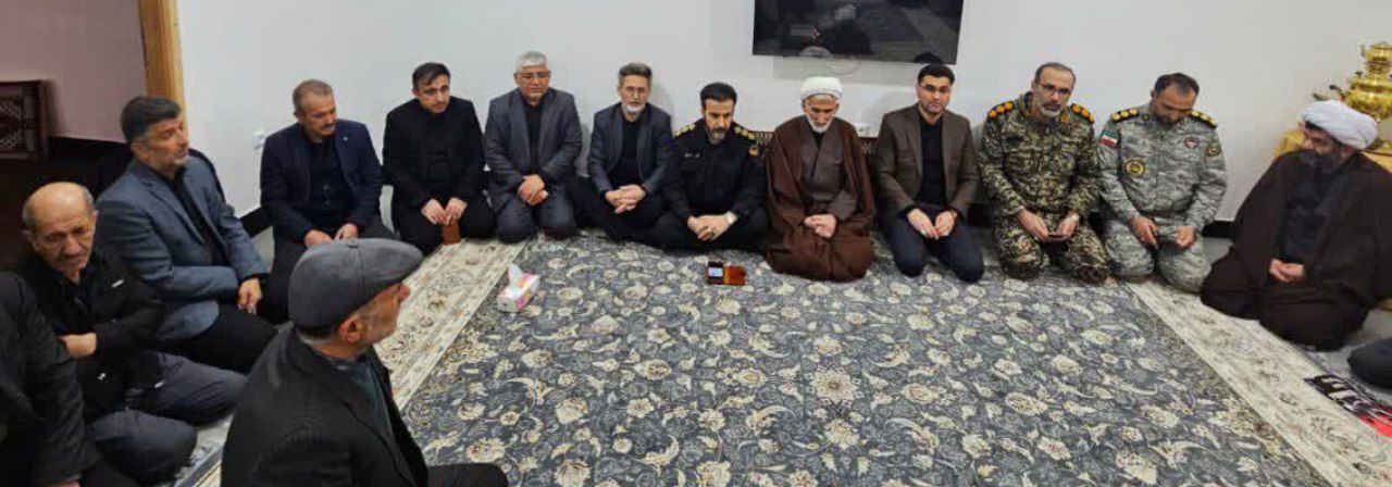 شهدا بزرگترین مکبران آزادی کشور هستند