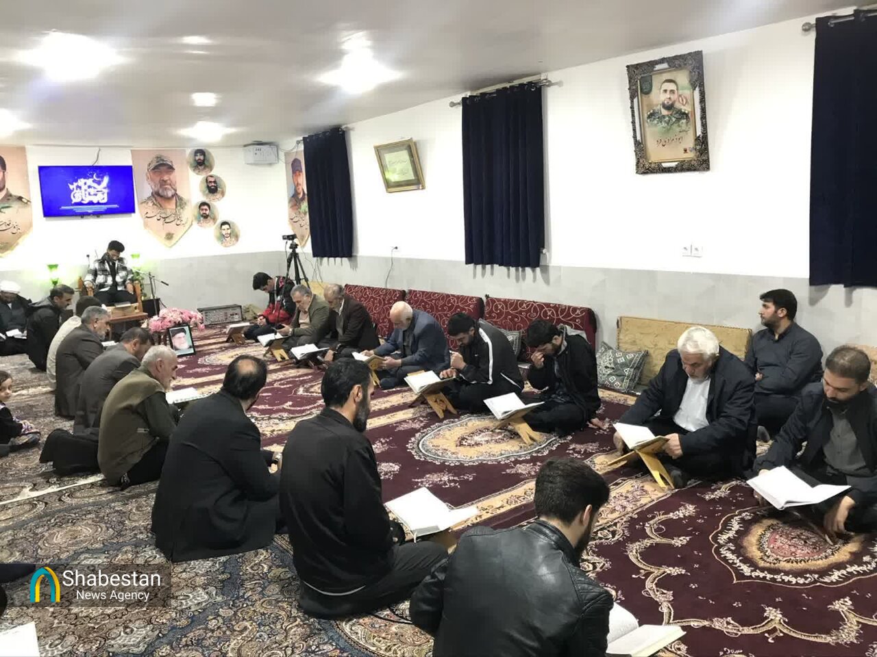 محفل جزءخوانی قرآن کریم در مسجدالاقصی خرم‌آباد