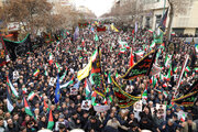 خروش هیأت‌های حسینی تبریز در میدان ساعت