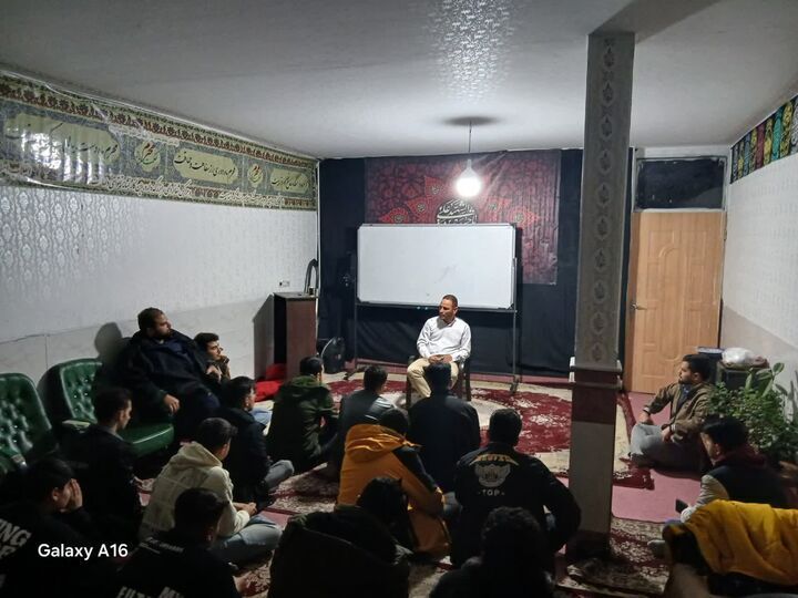 مساجد؛ سنگر جهاد تبیین، دعا و نیایش و آرامش‌بخشی در بحران‌های ملی