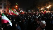 حال و هوای عزاداری شهادت رهبر انقلاب در میدان بازار دوم نازی آباد