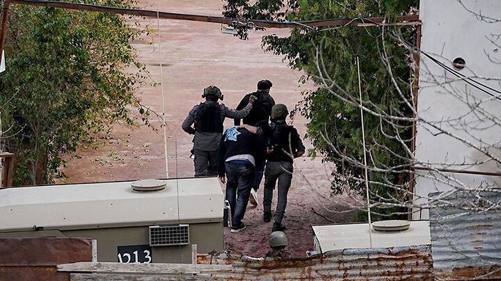 دستگیری ده‌ها فلسطینی در کرانه باختری در جریان یورش‌های سحری