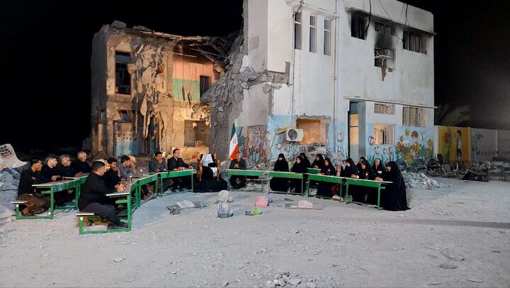 «محفل شعر امین» با حضور شاعران آیینی در میناب برگزار شد