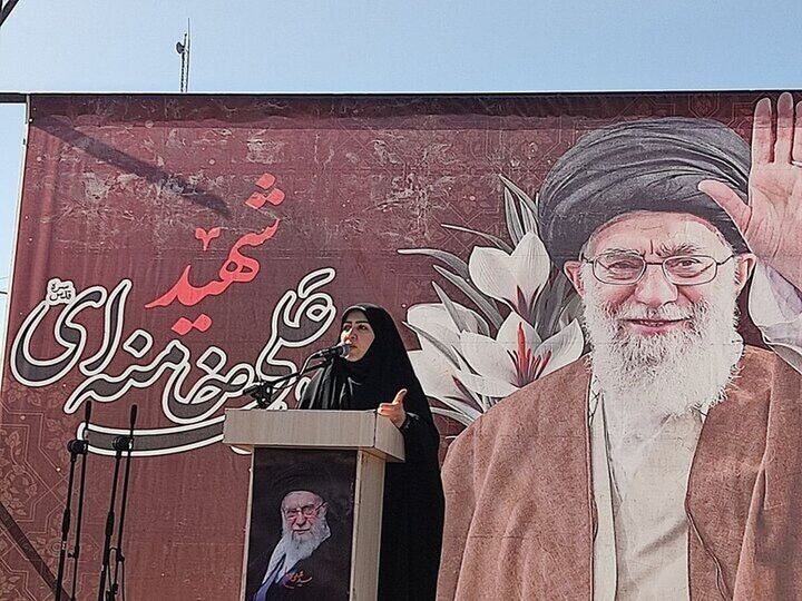 مساجد محور همبستگی اجتماعی بانوان در شرایط حساس کنونی است