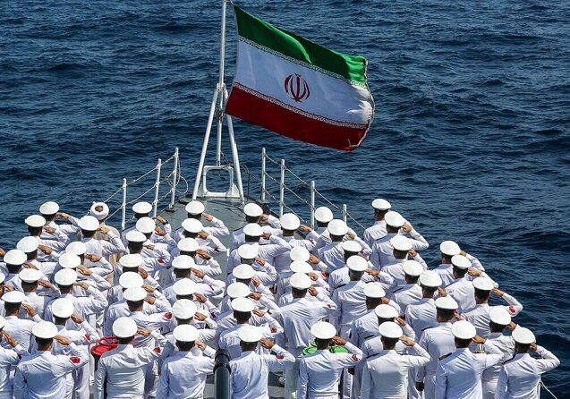 پیکرهای مطهر ۸۴ شهید قهرمان ناوشکن دنا چهارشنبه تشییع می‌شود