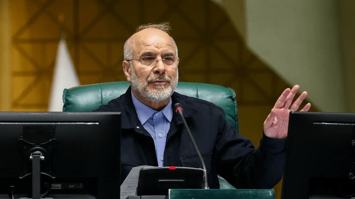 قالیباف: آمریکا درپی کمبود ذخایر پدافندی، درحال اولویت‌بندی است