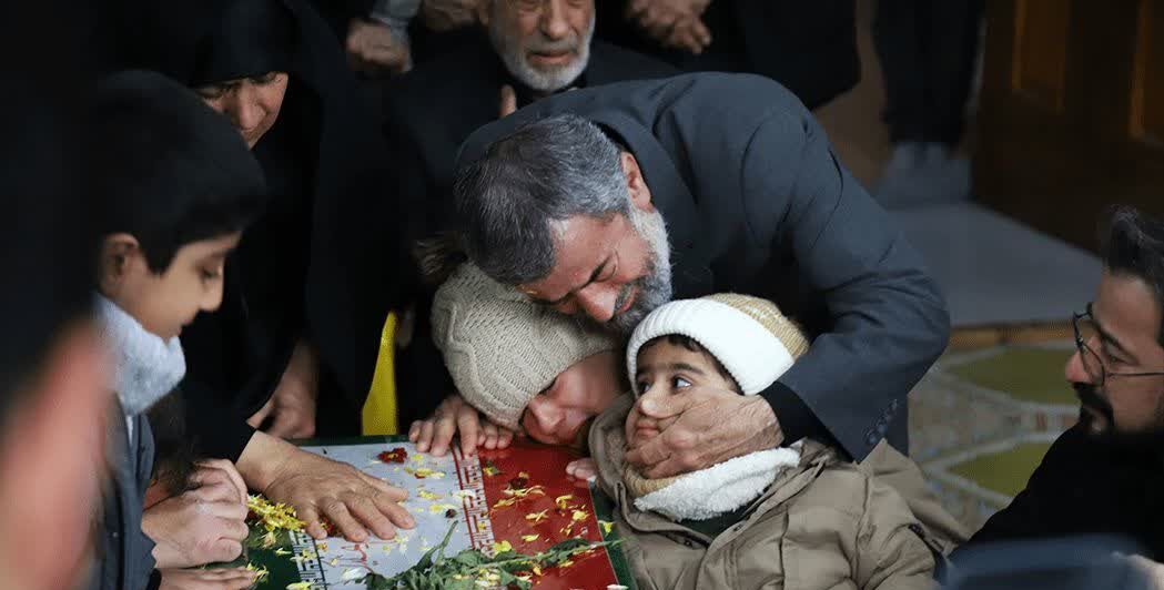 نوشهری ها با اولین شهیده خود وداع کردند