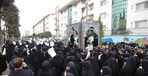 نوشهری ها با اولین شهیده خود وداع کردند