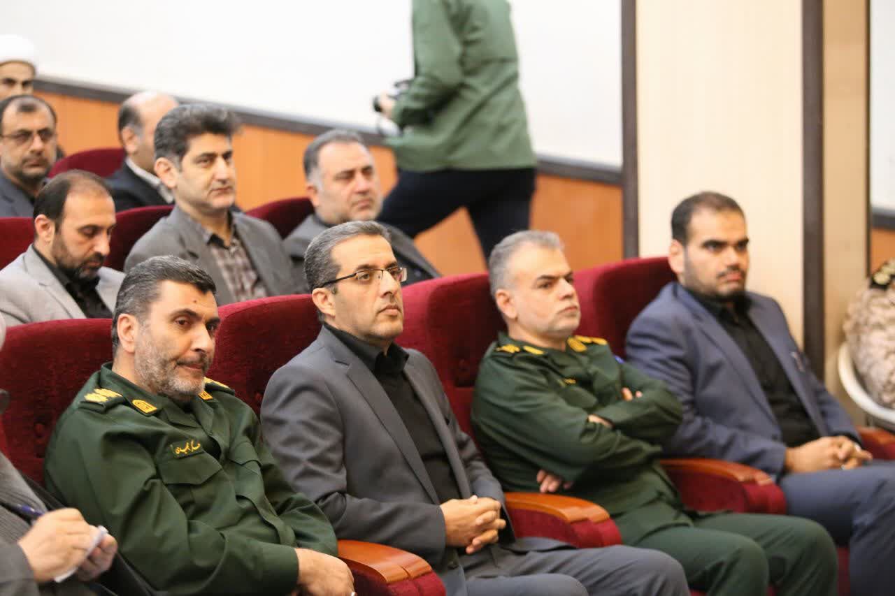 رمز عبور از چالش‌های امروز انسجام و وحدت مردمی است