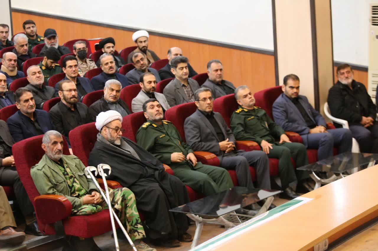 رمز عبور از چالشهای امروز انسجام و وحدت مردمی است