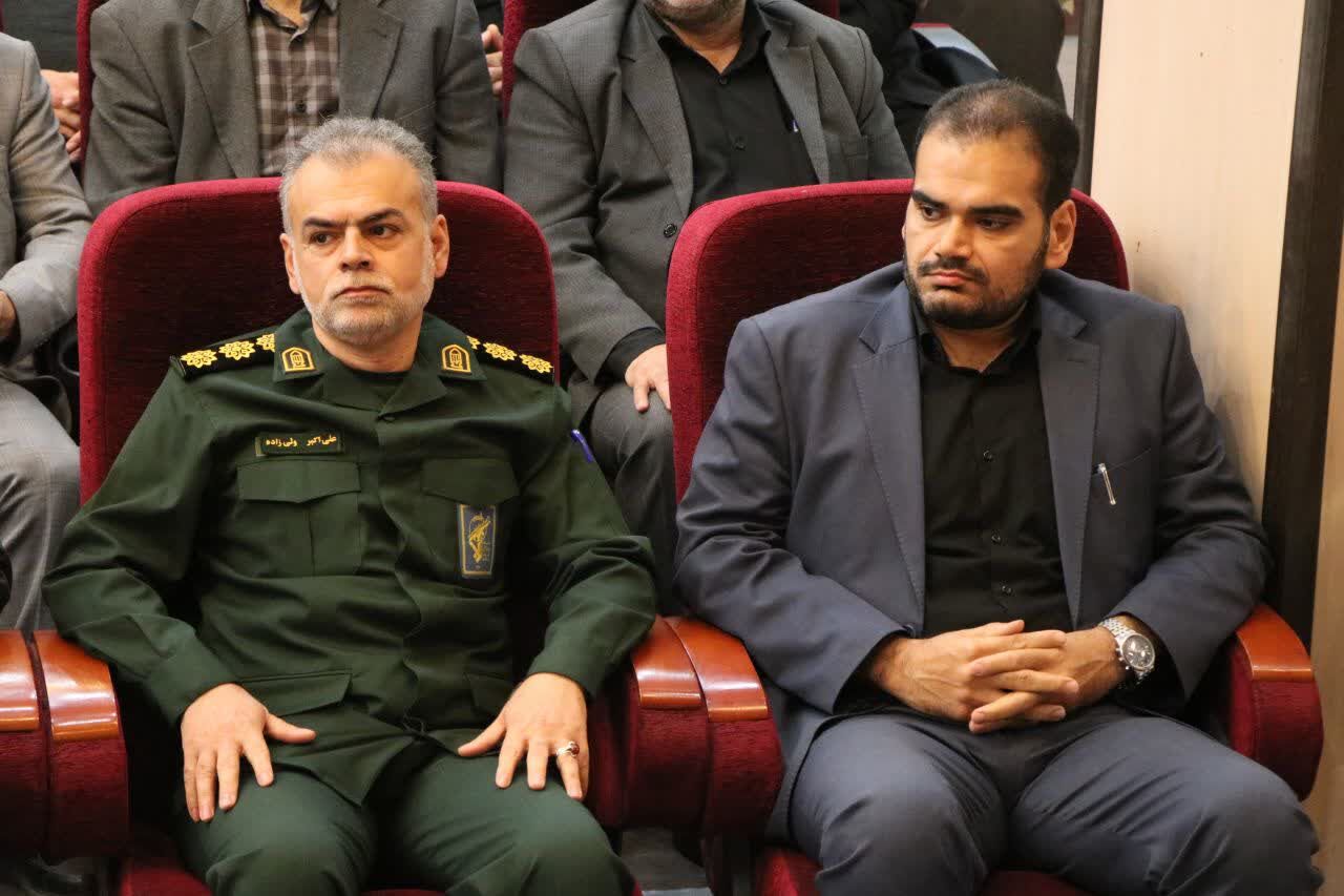 رمز عبور از چالش‌های امروز انسجام و وحدت مردمی است