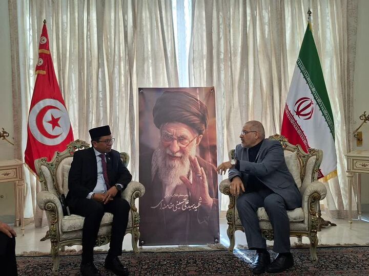 گشایش دفتر تسلیت شهادت مقام معظم رهبری در سفارت ایران در تونس