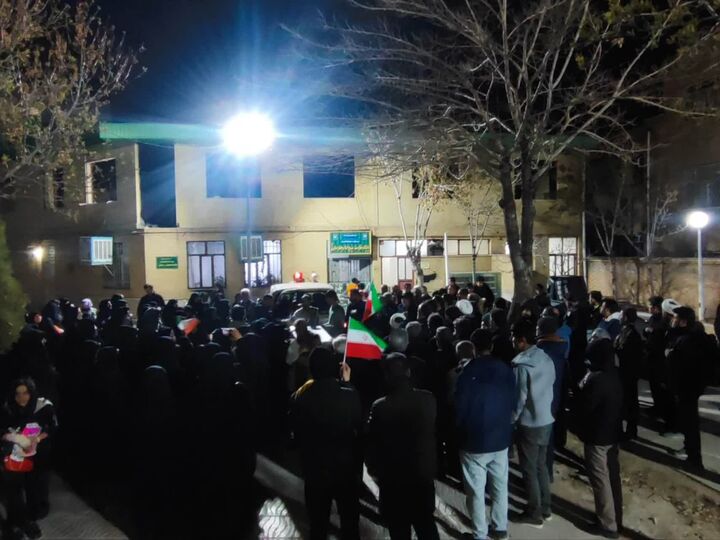 تشییع پیکر مطهر شهید مدافع وطن "متین بیات" در اراک مسجدالنبی کوی مسکن اراک