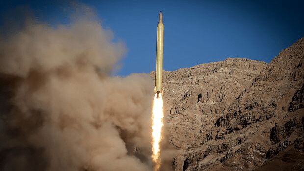 آغاز موج ۲۵ وعده صادق ۴ با شلیک موشک‌های فتاح و عماد با رمز  «یا علی‌بن ابیطالب(ع)»