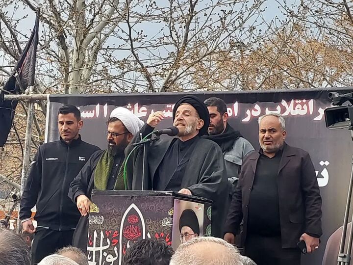 حضور گسترده مردم در صحنه‌ها، مصداق جهاد در راه خداست