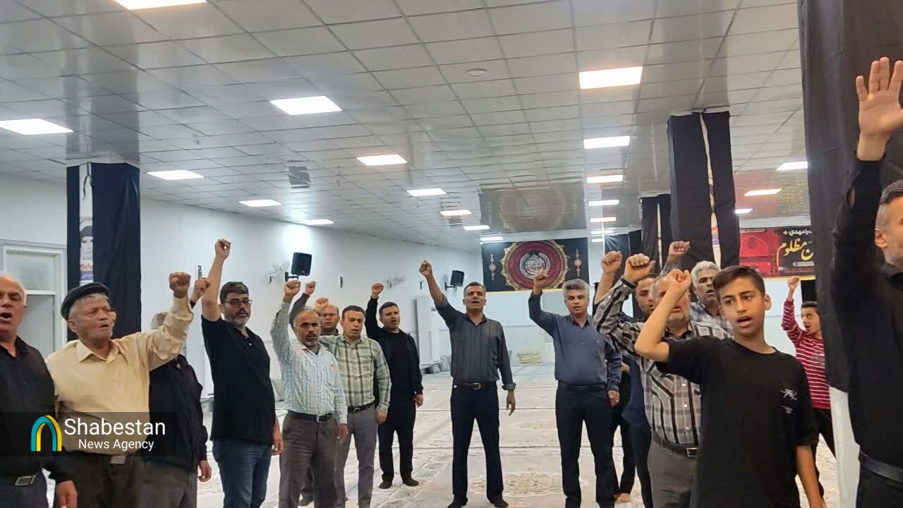 تجمع اعضای کانون امام صادق(ع) روستای نورآباد مهر در فراق امام شهیدشان
