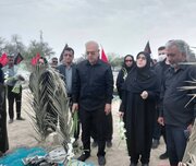 حضور سخنگوی دولت بر مزار شهدای دانش‌آموز میناب