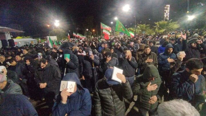 مازندران در اولین شب قدر در آغوش قرآن و پرچم 