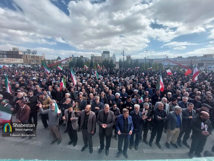 تصاویر هوایی از شکوه حضور کم‌نظیر مردم ولایتمدار کرمان در اجتماع بیعت با رهبر معظم انقلاب اسلامی