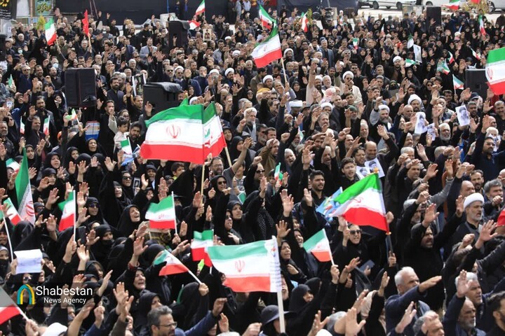 عهدِ استوار؛ وقتی بیرجند یک صدا«لبیک» می گوید