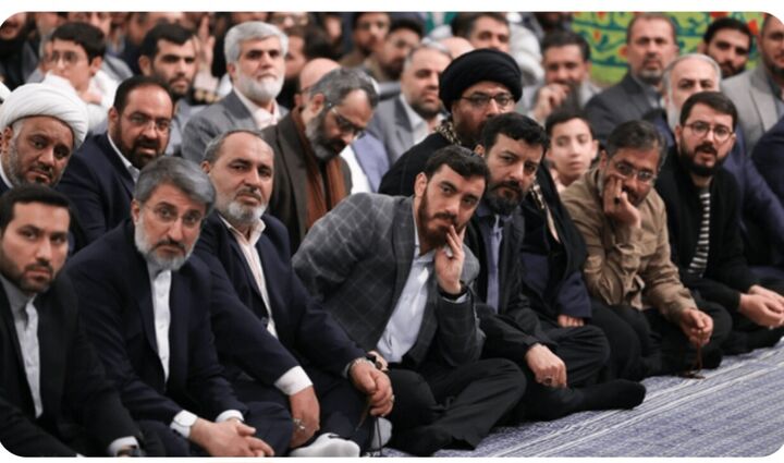بیعت مداحان با سومین رهبر انقلاب