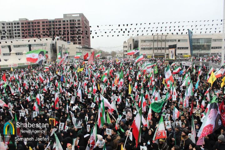 بیعت تاریخی خراسانی‌ها با سیدخراسانی