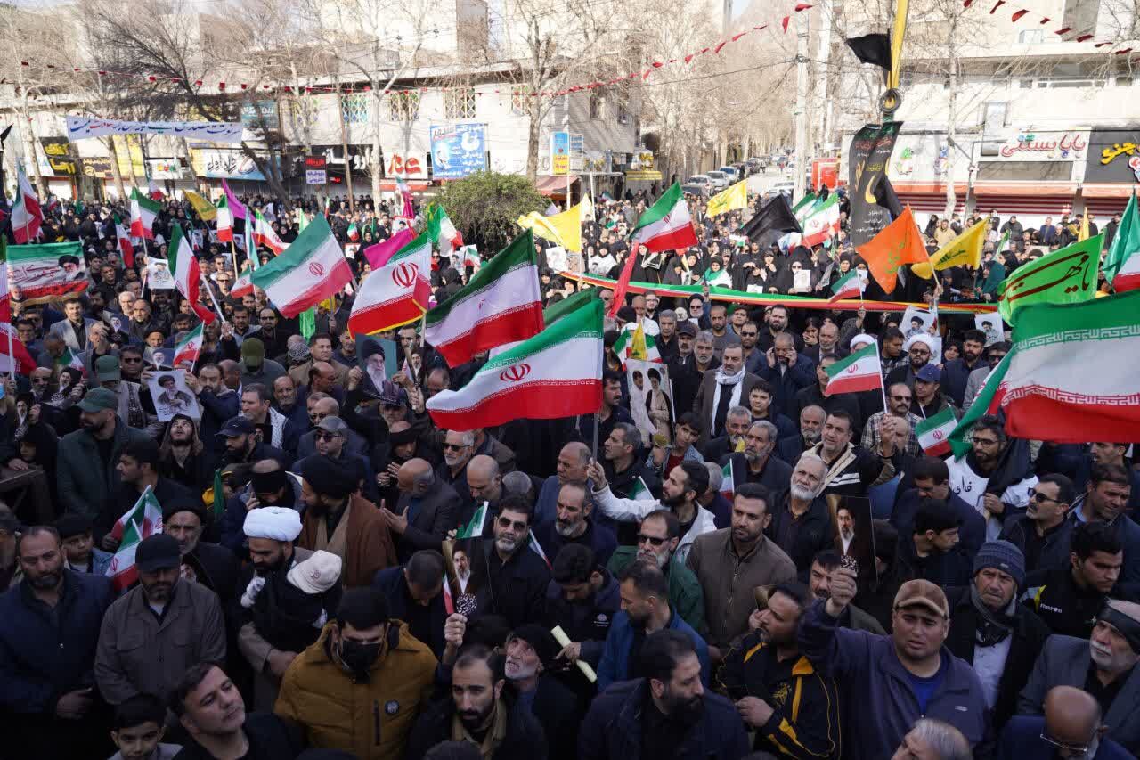 انتخاب آیتالله سیدمجتبی خامنهای، مایه عزت و افتخار ملت ایران است