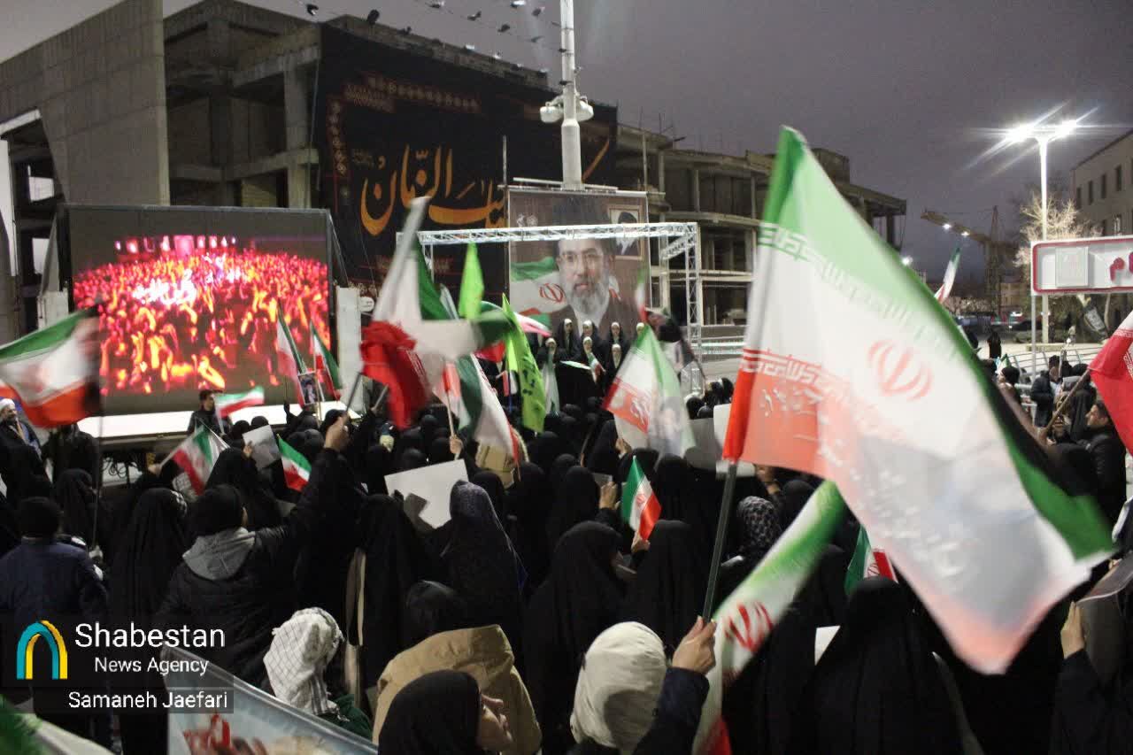 بیعت اعضای کانونهای فرهنگی هنری مساجد مشهد با رهبر جدید امت