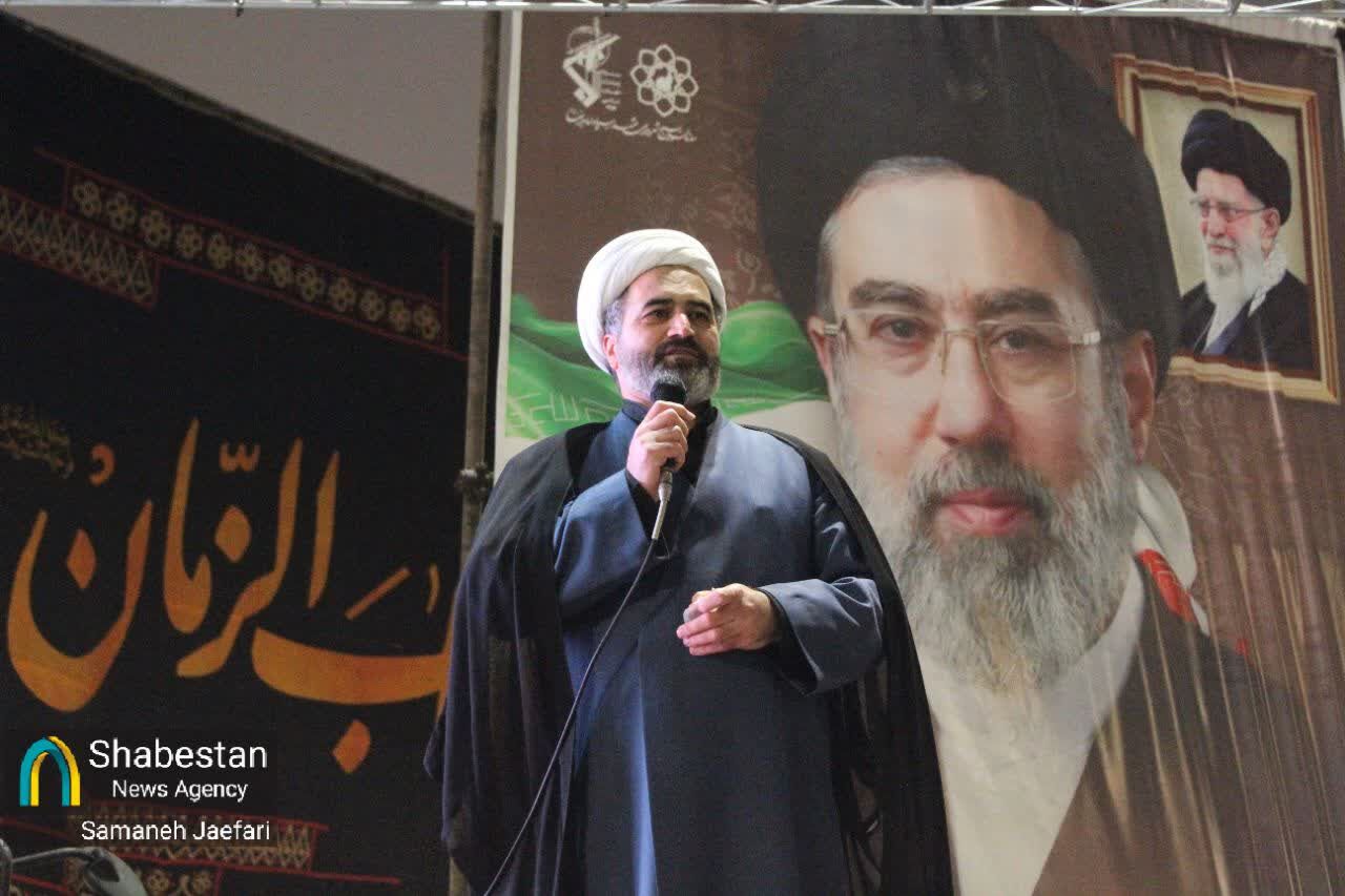 اجتماع بزرگ بیعت کانون های فرهنگی هنری مساجد مشهد با رهبر جدید امت