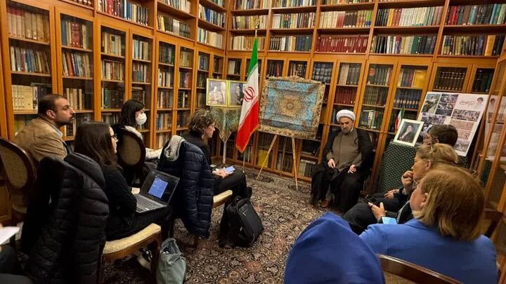 واتیکان؛ رونمایی از کتاب «حضرت مریم و حضرت مسیح علیهماالسلام» از دیدگاه رهبر شهید انقلاب اسلامی