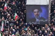 رویترز: اطلاعات آمریکا، فروپاشی نظام ایران را بعید می‌کند