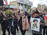 مشت‌های گره کرده مردم کردستان در روز قدس علیه آمریکا و اسرائیل