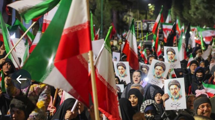 اراده پولادین ملت ایران در کف خیابان همزمان با سومین شب قدر