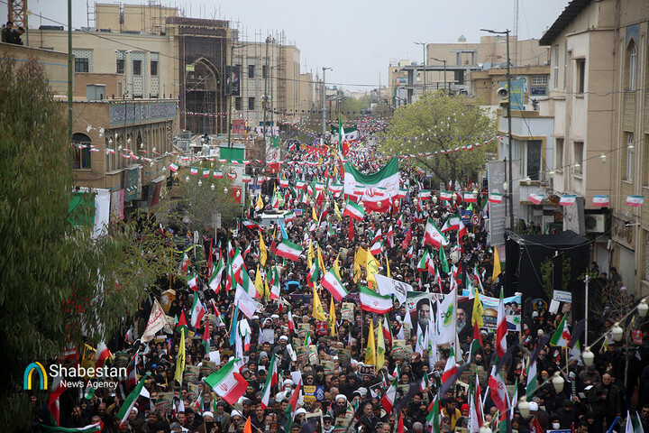 مردم، تعیین کننده معادلات قدرت در ایران هستند