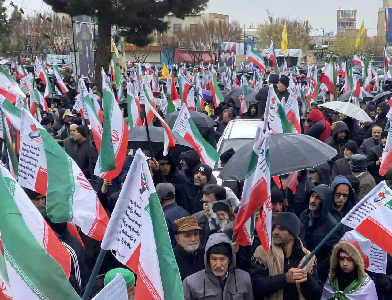 روز قدس در اراک؛ از فریاد «مرگ بر اسرائیل» تا وداع با سردار مقاومت شهید پاکپور