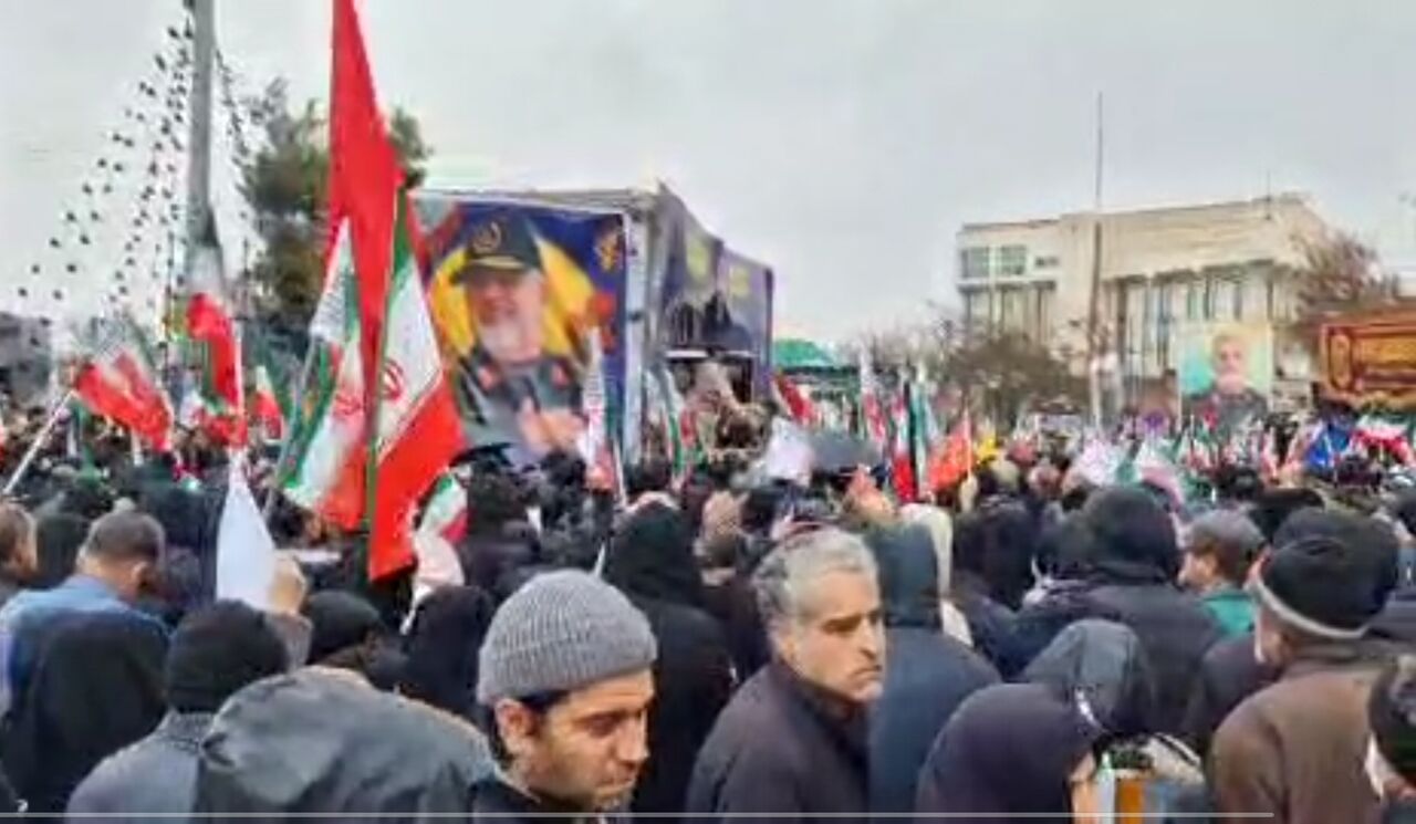 روز قدس در اراک؛ از فریاد «مرگ بر اسرائیل» تا وداع با سردار مقاومت شهید پاکپور