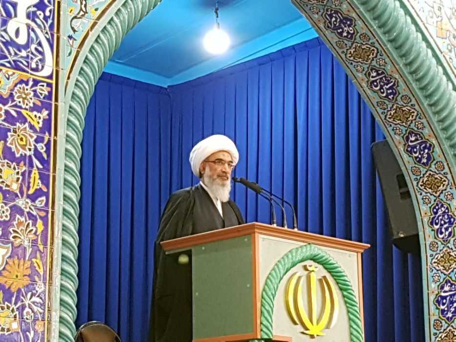 امام جمعه بوشهر: پشتیبانی مردم از تیم مذاکره کننده اهمیت بالایی دارد