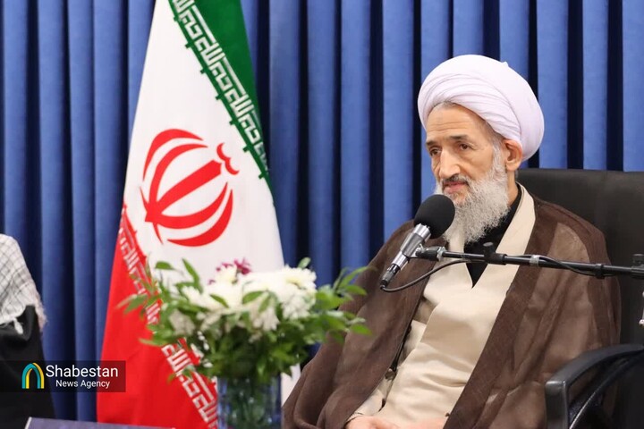 لزوم تبیین استکبارستیزی از سوی جامعه نخبگانی و فرهیختگان